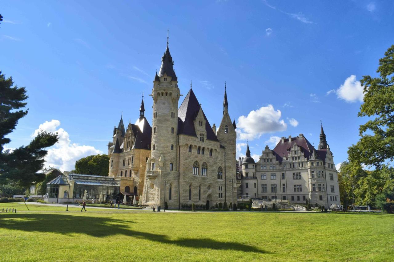 Moszna Zamek Hotel Luaran gambar