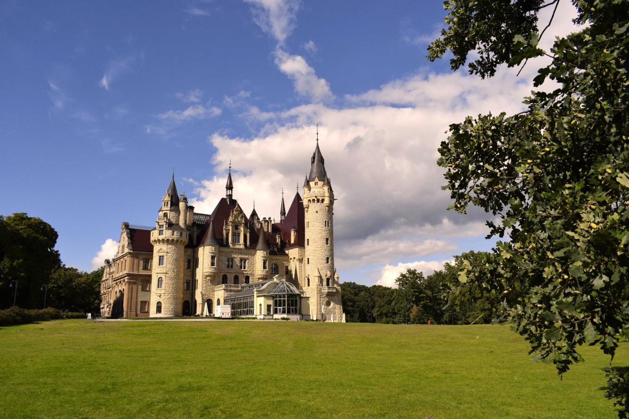 Moszna Zamek Hotel Luaran gambar