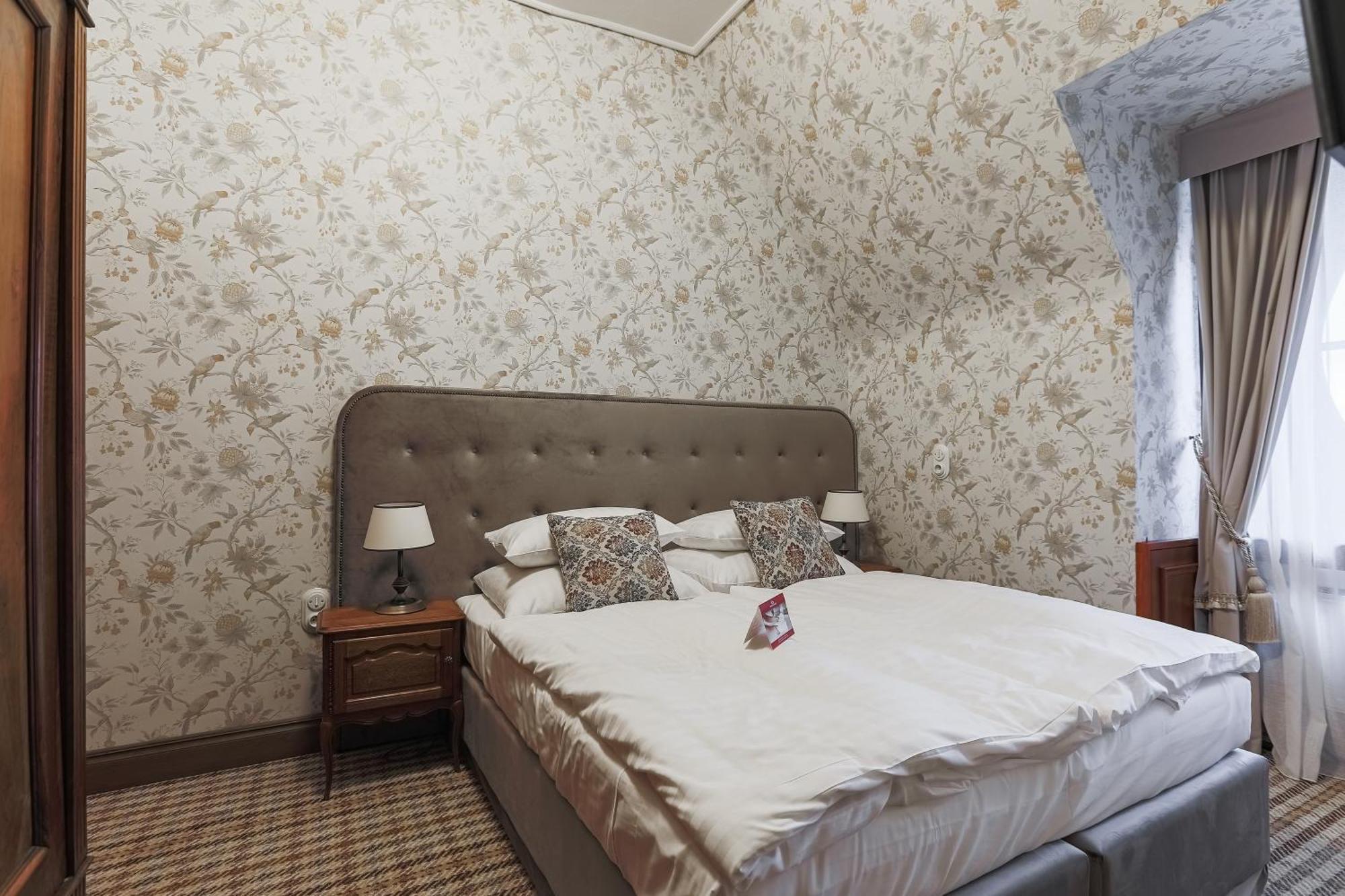 Moszna Zamek Hotel Luaran gambar