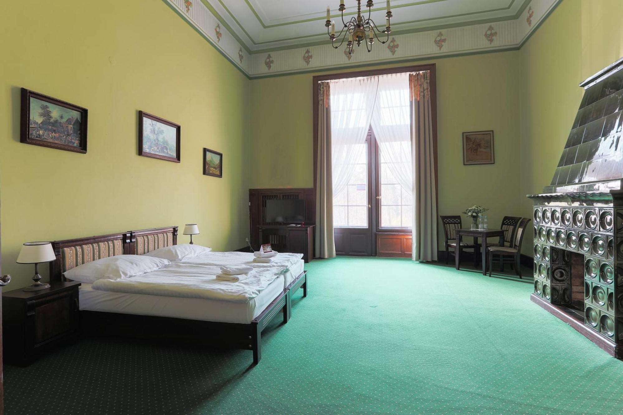 Moszna Zamek Hotel Luaran gambar