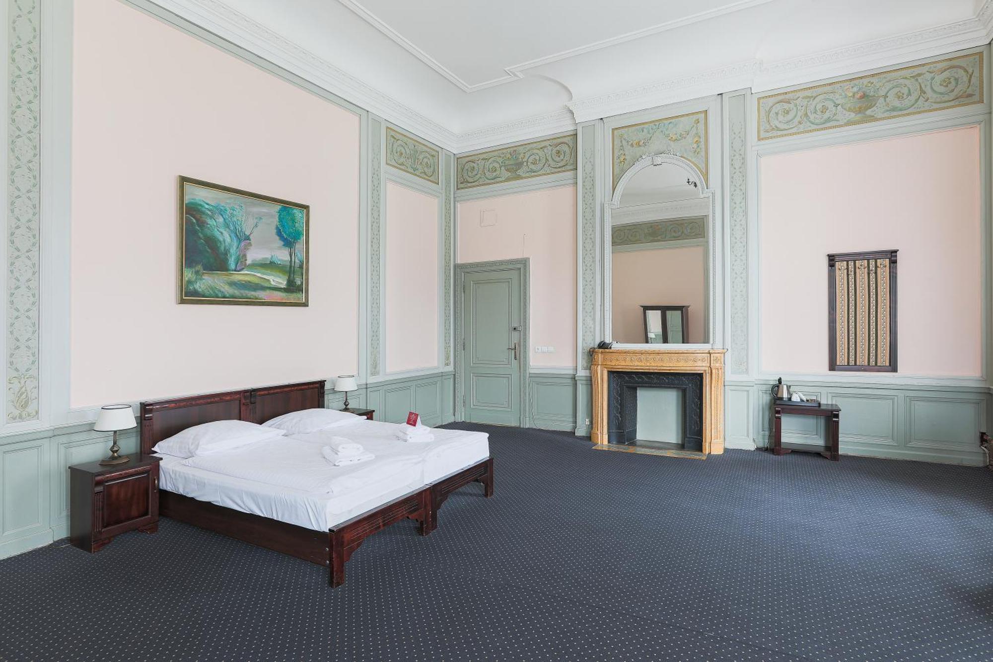 Moszna Zamek Hotel Luaran gambar