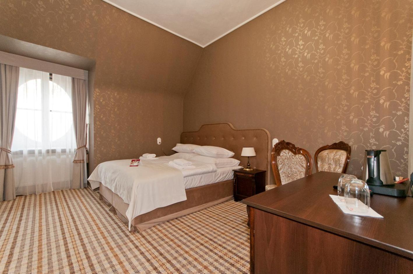 Moszna Zamek Hotel Luaran gambar