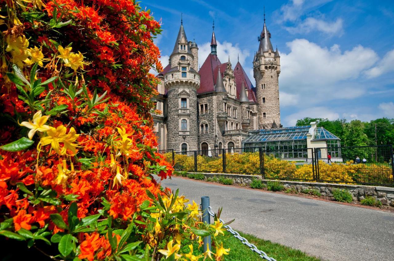 Moszna Zamek Hotel Luaran gambar