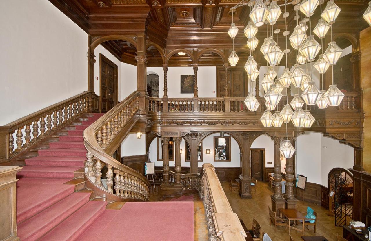 Moszna Zamek Hotel Luaran gambar