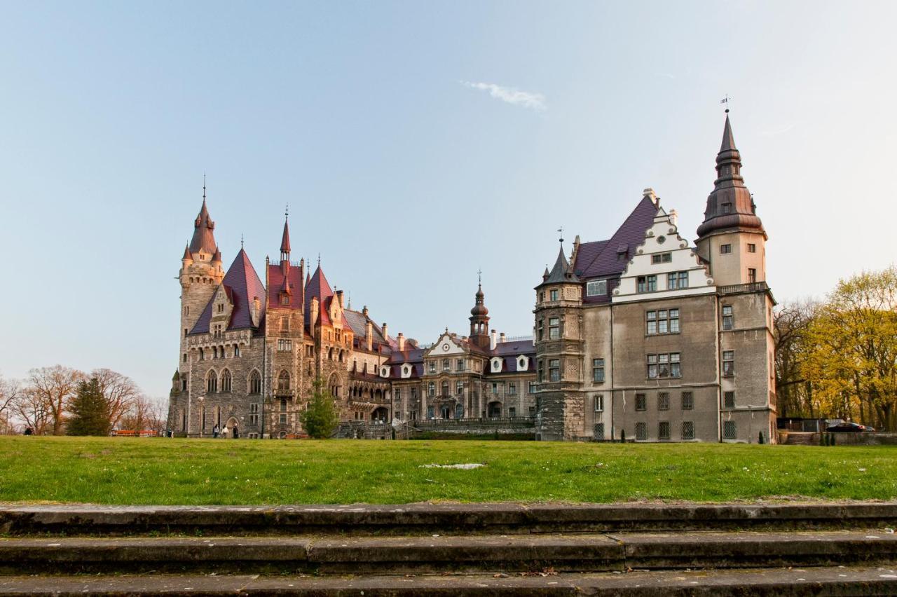 Moszna Zamek Hotel Luaran gambar